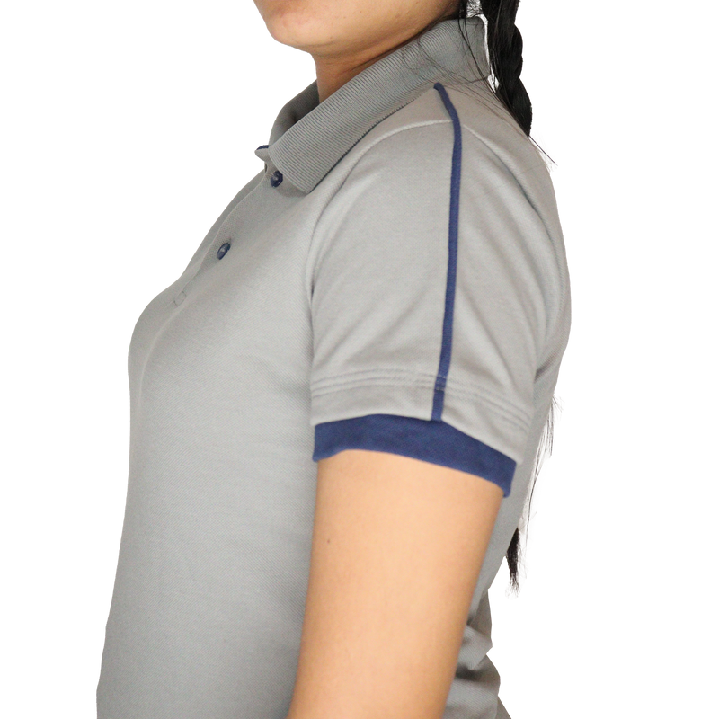 Camisa feminina polo manga curta gola pronta com vivos verticais nas mangas